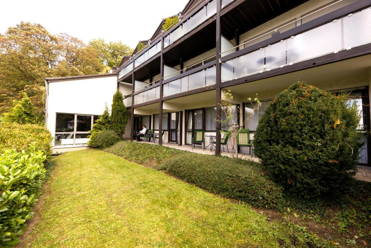 Romantik Parkhotel am Hammerberg Stolberg  Exteriör bild