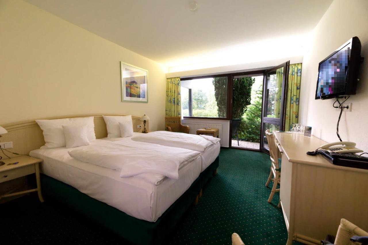 Romantik Parkhotel am Hammerberg Stolberg  Exteriör bild