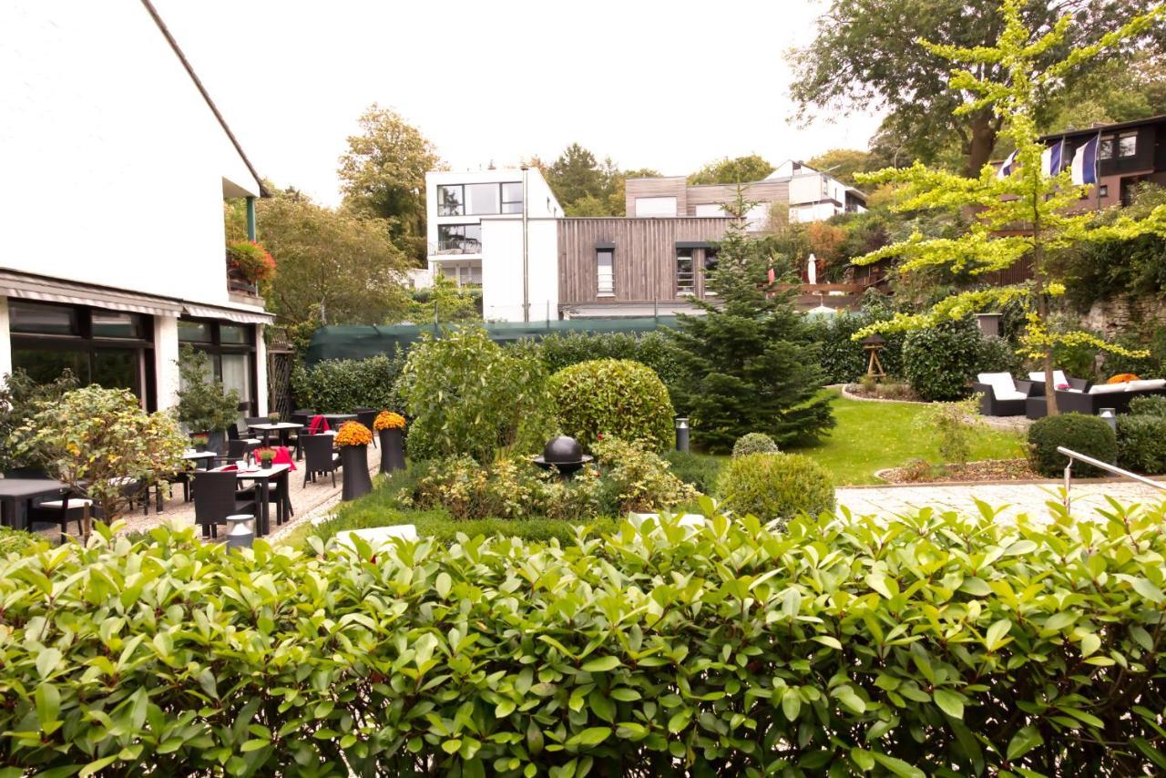 Romantik Parkhotel am Hammerberg Stolberg  Exteriör bild