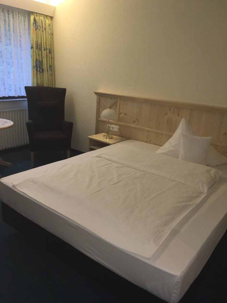 Romantik Parkhotel am Hammerberg Stolberg  Exteriör bild